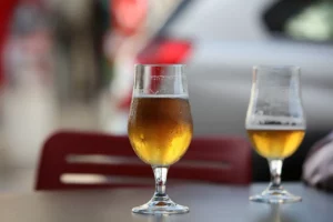 Cerveza y Salud: descubre cómo el consumo moderado de cerveza puede formar parte de un estilo de vida saludable.